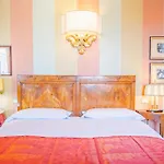 Domus Nova Palace - Italian Homing Pensionat 4*