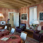 Domus Nova Palace - Italian Homing Pensionat Verona