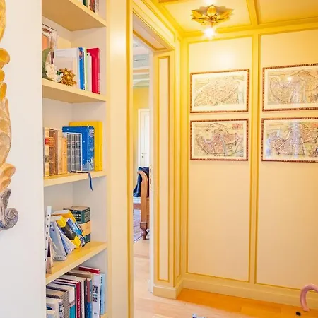 Domus Nova Palace - Italian Homing 2* Verona