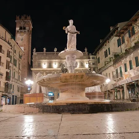 Guest house Domus Nova Palace - Italian Homing 2*