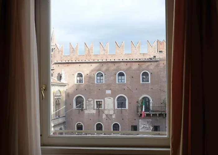 Pensjonat Domus Nova Palace - Italian Homing
