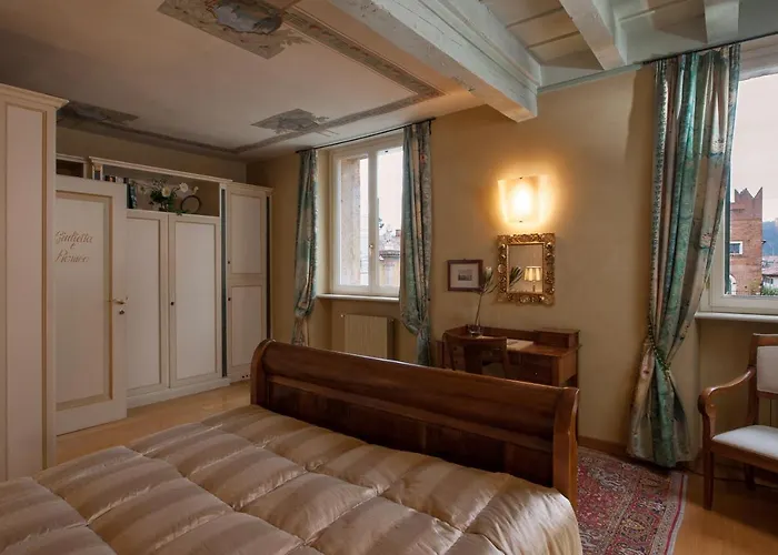 Domus Nova Palace - Italian Homing 4* Werona