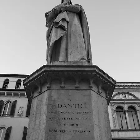 Domus Nova Palace - Italian Homing Gasthuis