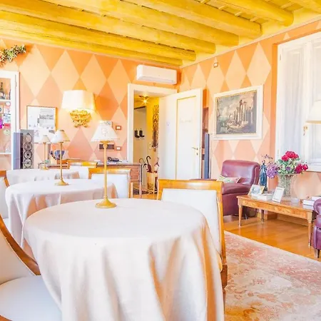 Domus Nova Palace - Italian Homing