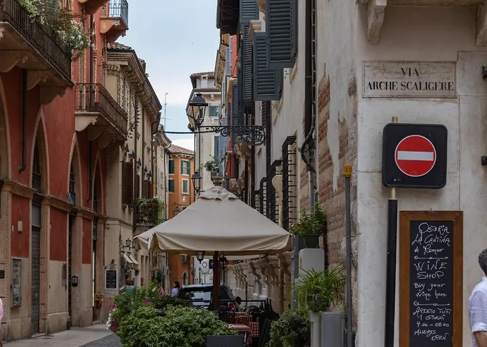 Domus Nova Palace - Italian Homing 4*