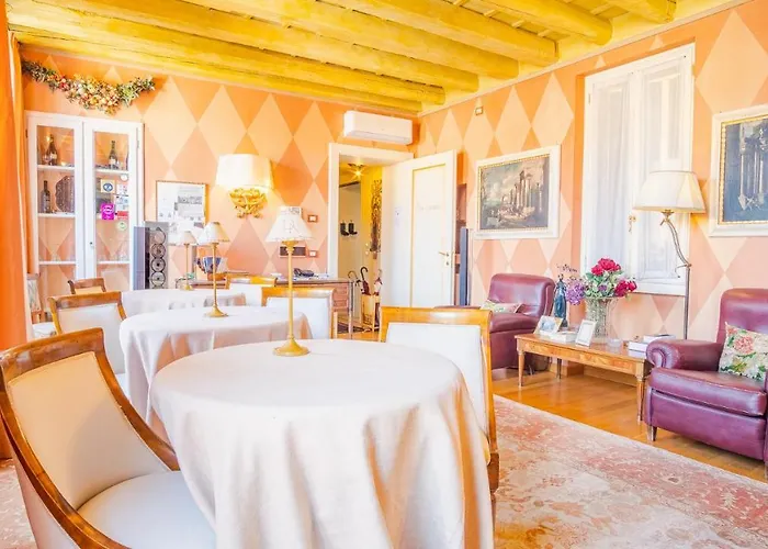 Domus Nova Palace - Italian Homing