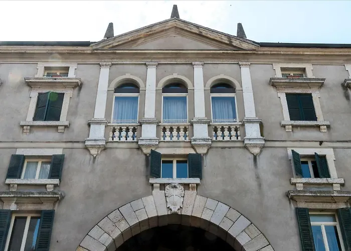 Domus Nova Palace - Italian Homing Gasthof 4*