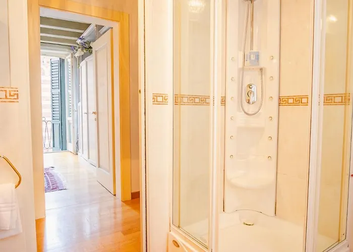 Domus Nova Palace - Italian Homing Gasthof