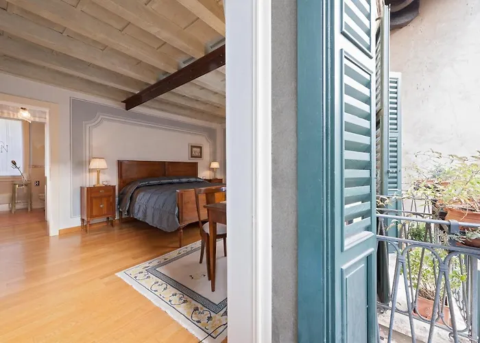 Domus Nova Palace - Italian Homing Gasthof