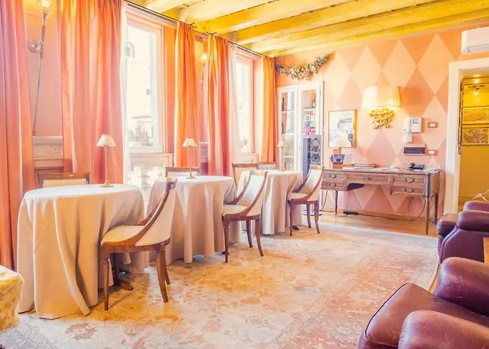 Domus Nova Palace - Italian Homing Verona