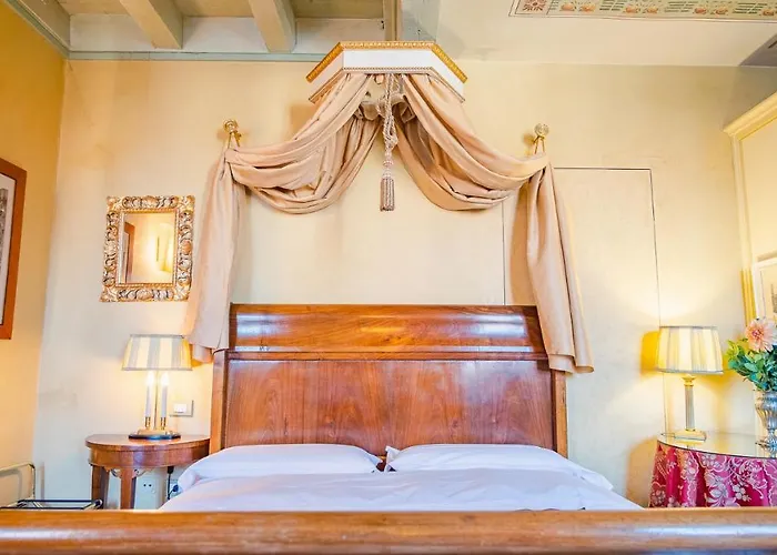 Domus Nova Palace - Italian Homing بيت ضيافة